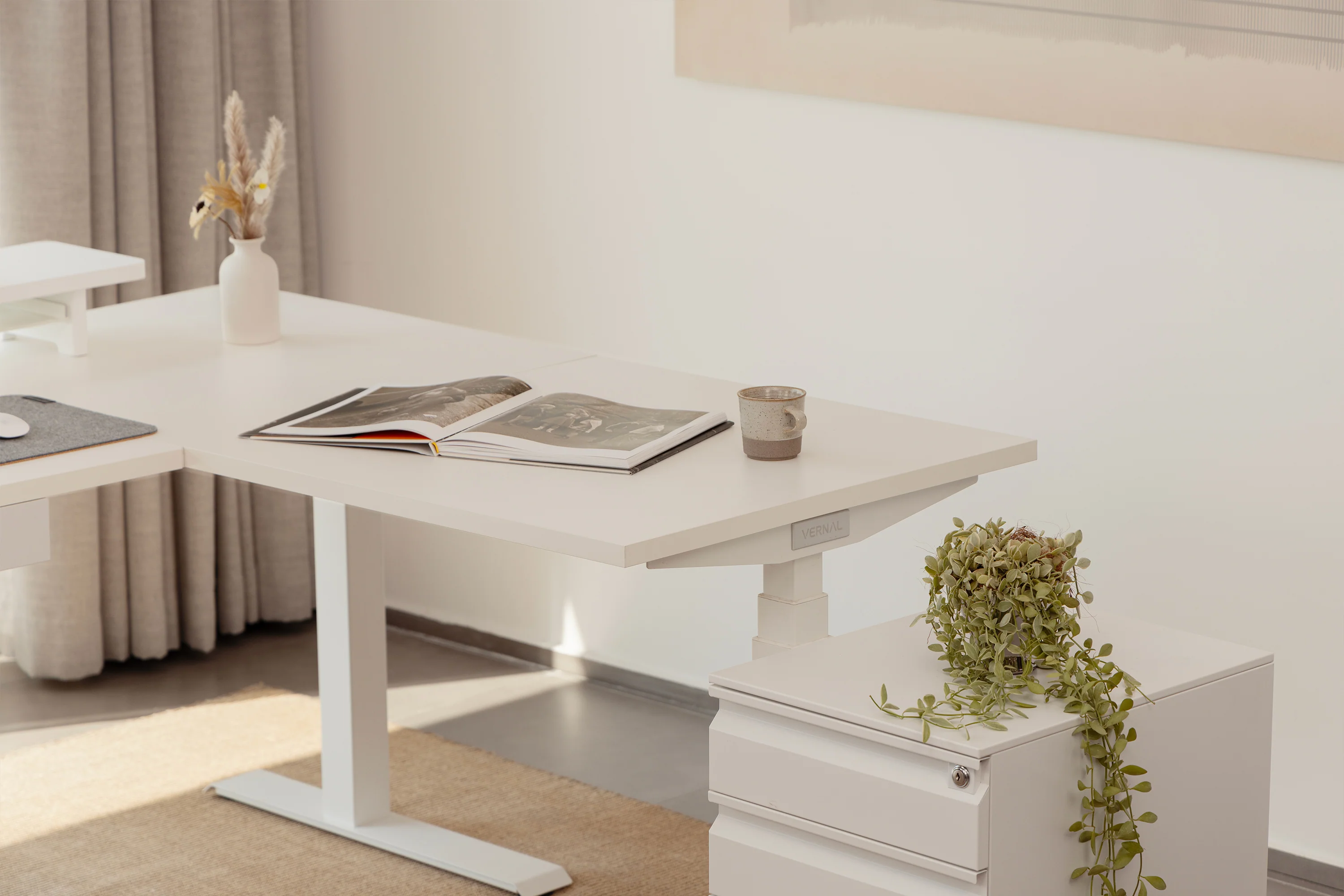 Vernal L-shaped Standing Desk 2025 - Image 20
